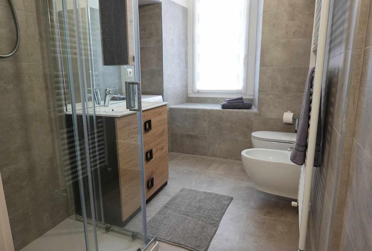 Casa Valeria Intero Appartamento Bosisio Parini エクステリア 写真