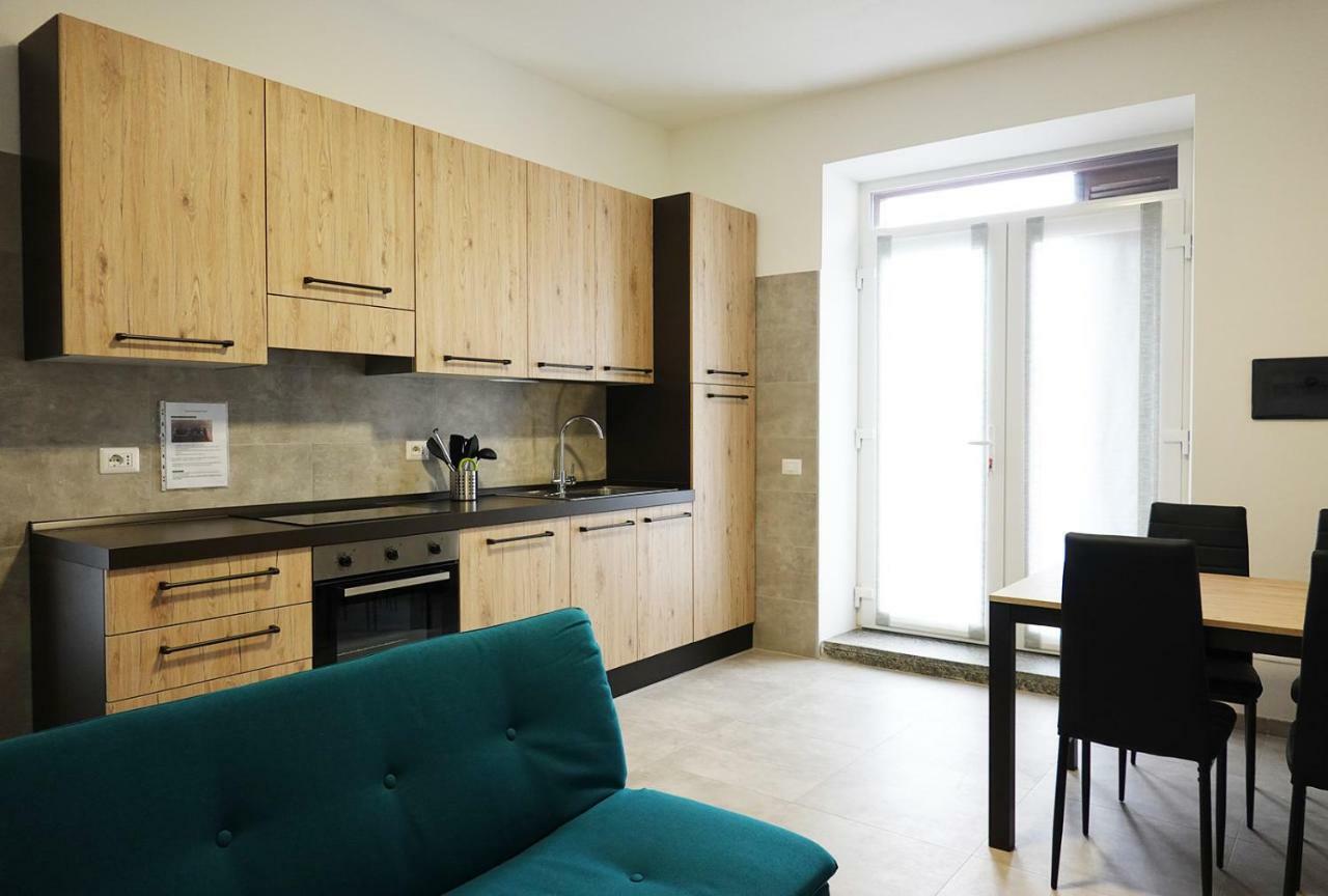 Casa Valeria Intero Appartamento Bosisio Parini エクステリア 写真